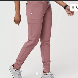Figs Mauve Qua Jogger Scrub Pants